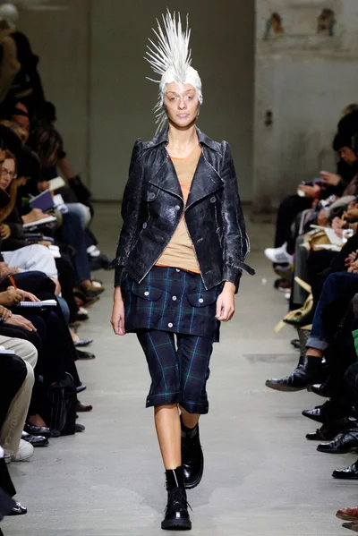 Look 7